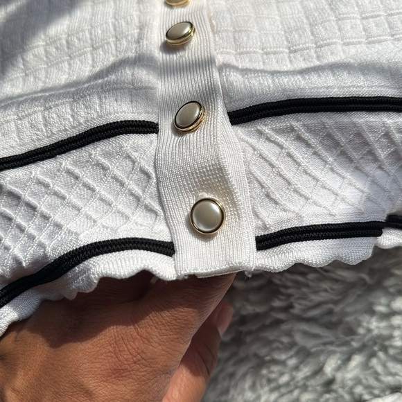 Babaton Sculp knit Button Tank - Picture 8 of 8